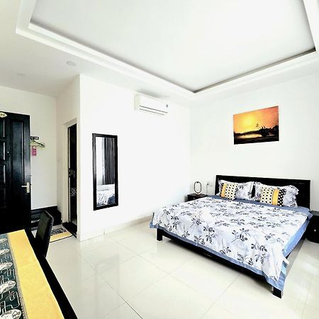 Flamingo Villa Homestay - Big Rooms With Balcony - Close To Hoi An Old Town 200M & Temple Bridge - Large Outside Pool For Sun Bathing Экстерьер фото